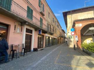 Negozio in affitto a rivarolo canavese via maurizio farina