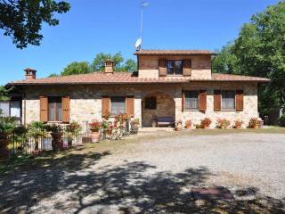 Villa in vendita a castelnuovo berardenga strada comunale di cignano