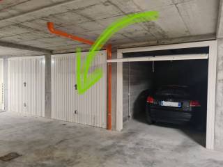 Garage in affitto a milano via montevideo, 11