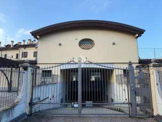 Garage in vendita a bologna via s. donato, 59