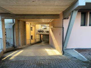 Garage in vendita a mondovì via gherbiana, 2