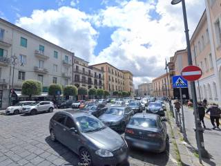 Appartamento in vendita ad avellino piazza giuseppe garibaldi