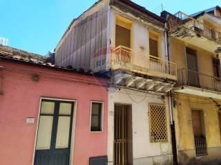 Casa indipendente in vendita a francofonte via traversa fili (ex via mastrarua), 56