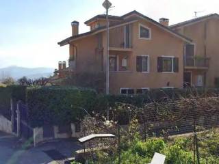 Villa all'asta ad avellino contrada pennini, 83100 avellino av, italia