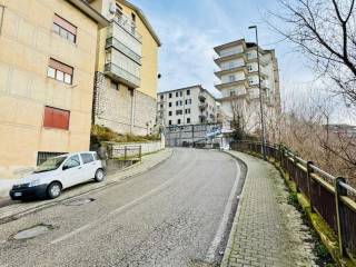 Garage in vendita ad avellino via giuseppe zigarelli