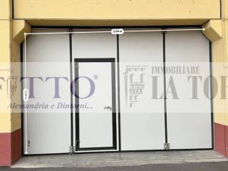 Magazzino in affitto ad alessandria via levata