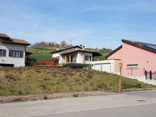 Terreno residenziale in vendita a varano de' melegari via della peschiera, 17