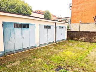 Garage in affitto a pavia via acerbi, 6