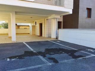 Posto auto in affitto a roma via attilio micheluzzi, 8