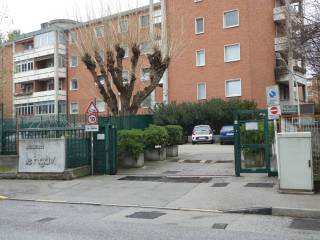 Garage in affitto a trieste via del carpineto, 5