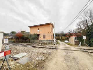 Casa indipendente in vendita a rieti via giorlandina , snc