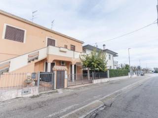 Appartamento in vendita a roseto degli abruzzi via del sottopassaggio, 9