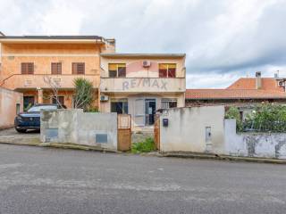 Casa indipendente in vendita a villaurbana via mannu, 20