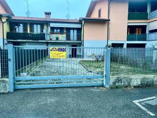 Villa a schiera in vendita a sergnano via colbert