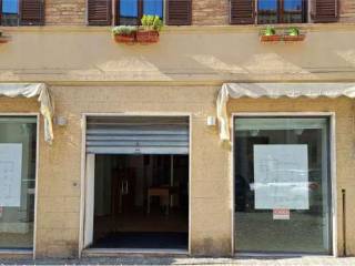 Magazzino all'asta a osimo corso giuseppe mazzini