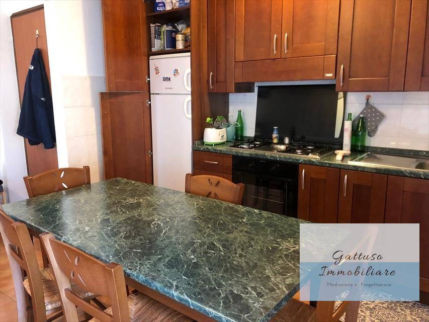appartamento in vendita a Motta San Giovanni in zona Lazzaro