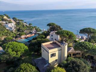 Villa in vendita ad arenzano via della rotonda, 4