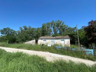 Casa indipendente in vendita a coriano via maranello