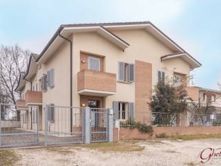 Villa a schiera in vendita a cento via ex dogana, 75