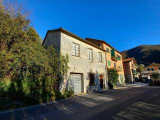 Villa in vendita ad avegno via guglielmo marconi