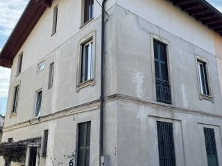 Casa indipendente in vendita a cantù via torre, 6