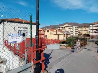 Garage in vendita a cava de' tirreni via dei fabbri, 1