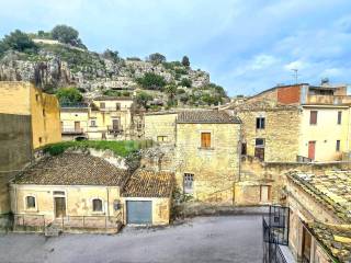 Villa in vendita a modica via fontana