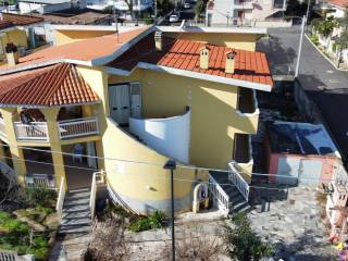 Casa indipendente in vendita a posada via francia 14