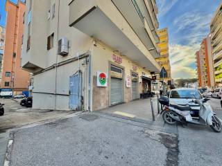 Garage in vendita a napoli via francesco cilea, 255