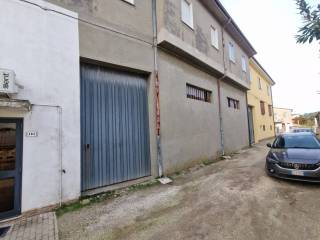 Garage in vendita a comacchio via della fontana