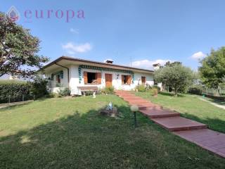 Villa in vendita a sacile via topaligo