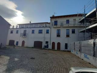 Casa indipendente in vendita a l'aquila 