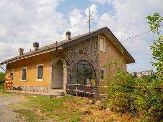 Villa in vendita a cassinelle via roma, 15, 15070 cassinelle-concentrico al, italia