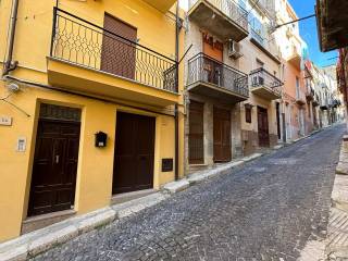 Casa indipendente in vendita a corleone via san michele arcangelo, 60