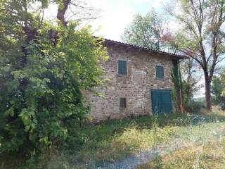 Cascina in vendita a castel san niccolò strada provinciale 64