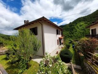 Villa in vendita a castel san niccolò spalanni