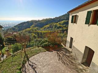 Casale in vendita a pescia via del monte ovest