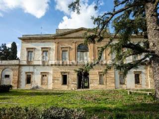 Villa in vendita a lecce via monteroni