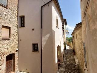 Casa indipendente in vendita a cetona via di porta lateri 13