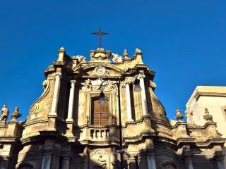 Appartamento in vendita a palermo via alessandro paternostro, 10