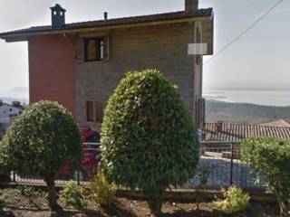 Villa all'asta a passignano sul trasimeno via iv novembre, 4, 06065 castel rigone pg, italia