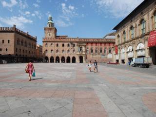 Appartamento in affitto a bologna via rizzoli,18