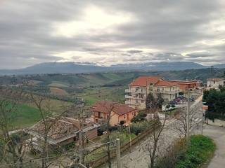 Appartamento in vendita a pianella via catania