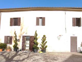 Casa indipendente in vendita a pistoia via di bargi, 117