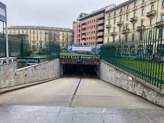 Garage in affitto a milano viale sabotino, 25