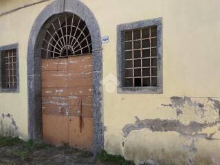 Garage in vendita a fabrica di roma via del cunicello, 107