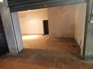 Garage in affitto a roma via vibio mariano, 29