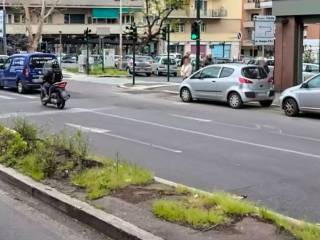 Garage in vendita a roma via cipro