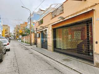 Negozio in affitto a giardini-naxos via naxos, 257