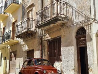 Garage in vendita a castellammare del golfo via costantino, 37